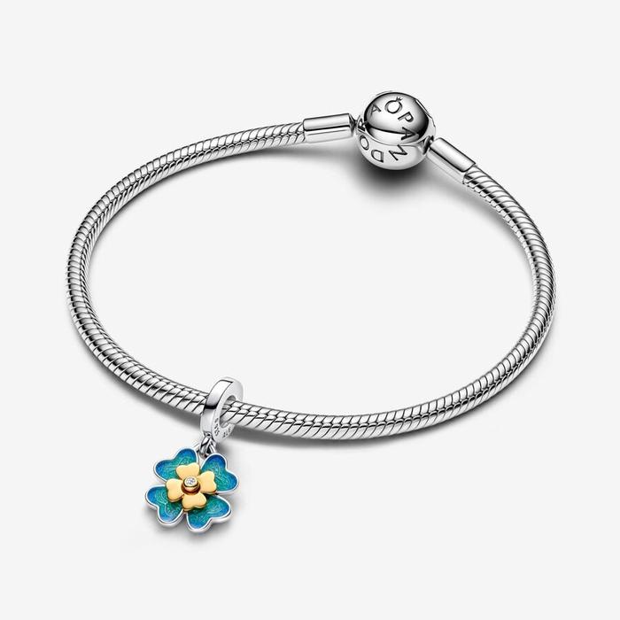 Charm Pendente Quadrifoglio con diamante coltivato in laboratorio