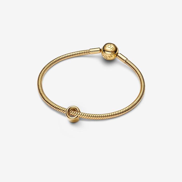 Charm Lettera C piccola