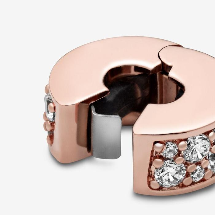 Charm Clip con pavé