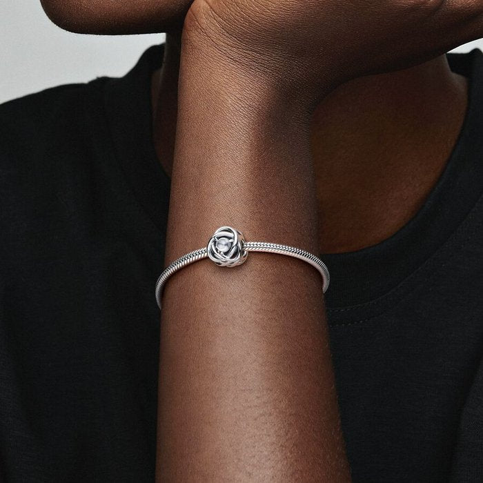 Charm Eternal Circle White April