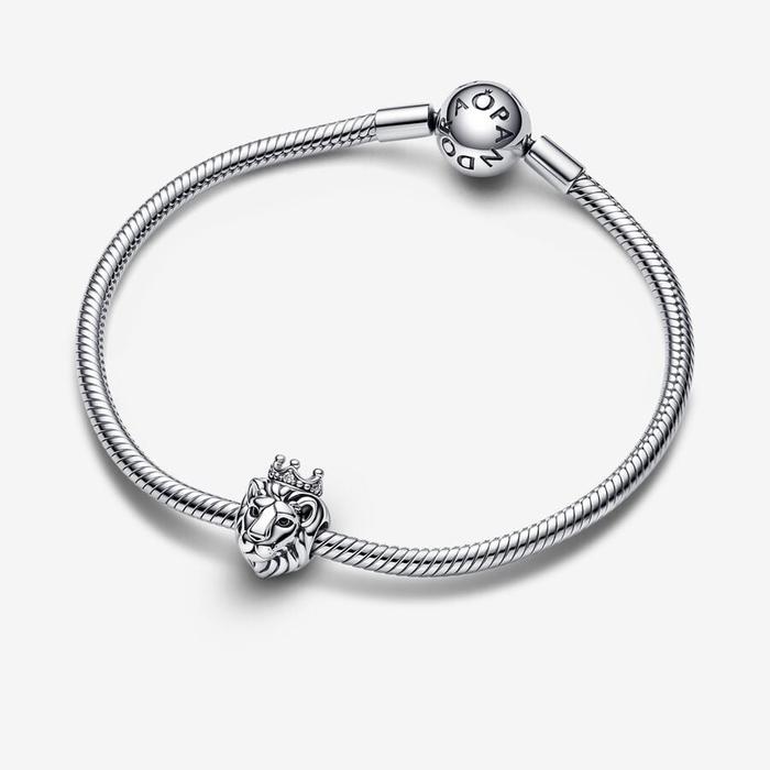 Regal Lion Charm