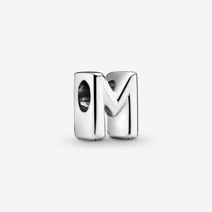 Charm Lettera M