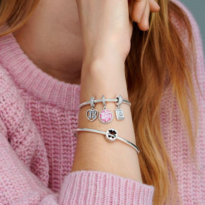 Charm Openwork Quadrifoglio