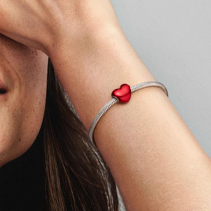 Charm Cuore Metallico Rosso