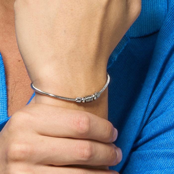 BRACCIALE UOMO IN ACCIAIO CON ELEMENTO CON SMALTO NERO