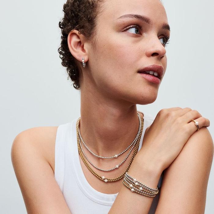 Bracelet avec perle de culture d'eau douce et sphères