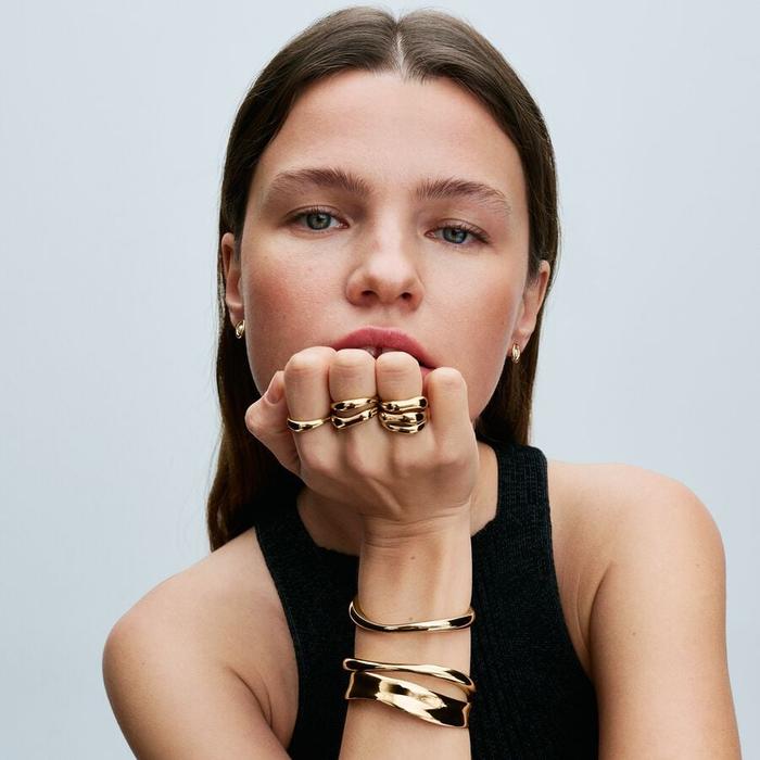 Open Bracelet Wide Band Sinuous Line