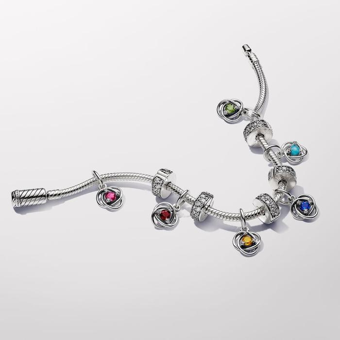 Pendentif Charm Cercle Éternel Octobre Rose