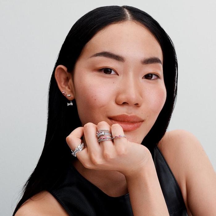 Grandes boucles d'oreilles à nœud rose vif