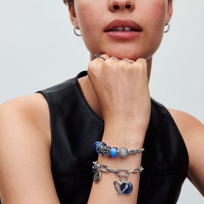 Charm Medallion Wire Heart Pandora ME