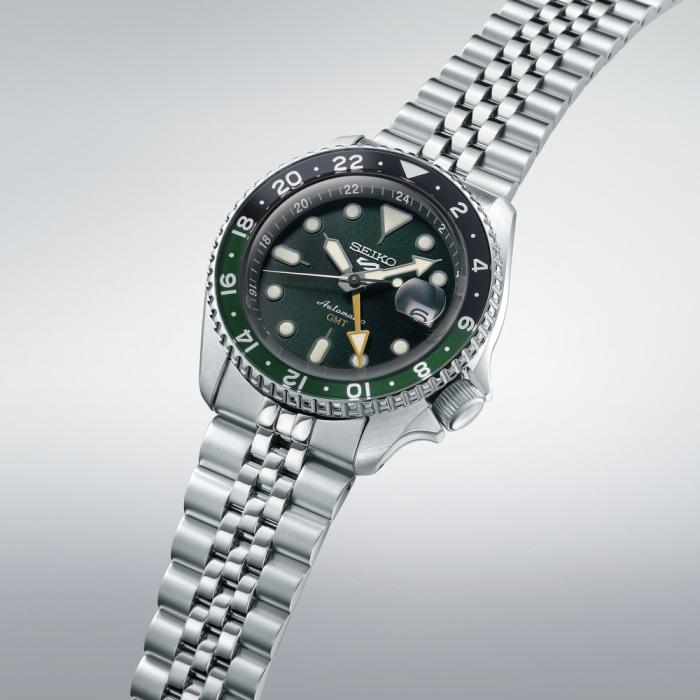 Seiko 5 Sports