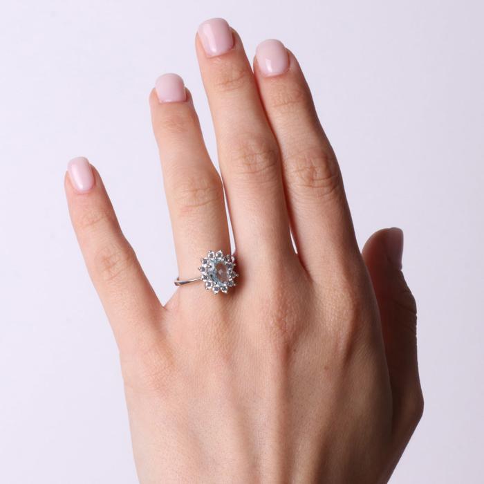 Bague en argent 925 avec zircone blanche et zircone centrale aqua