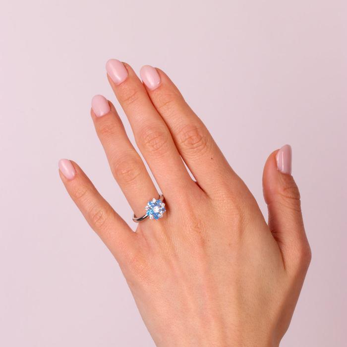 Anello in Argento 925 a forma di fiore con zirconi bianchi e azzurri