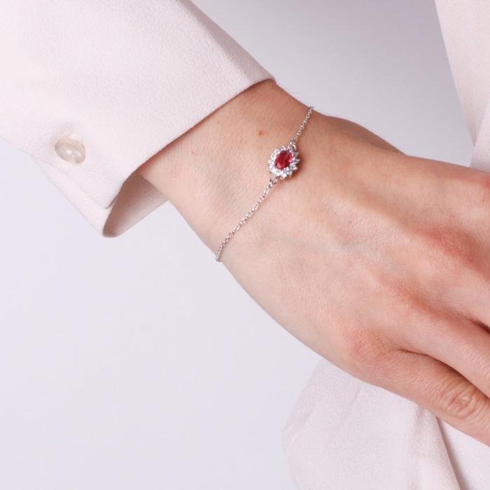 Bracciale in Argento 925 con zirconi bianchi e zircone centrale rosso