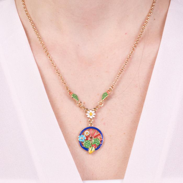 Collier en métal avec roue bleue ornée de cactus, citrons et fleurs