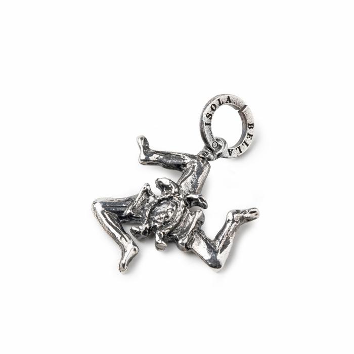 Charm Trinacria Nude
