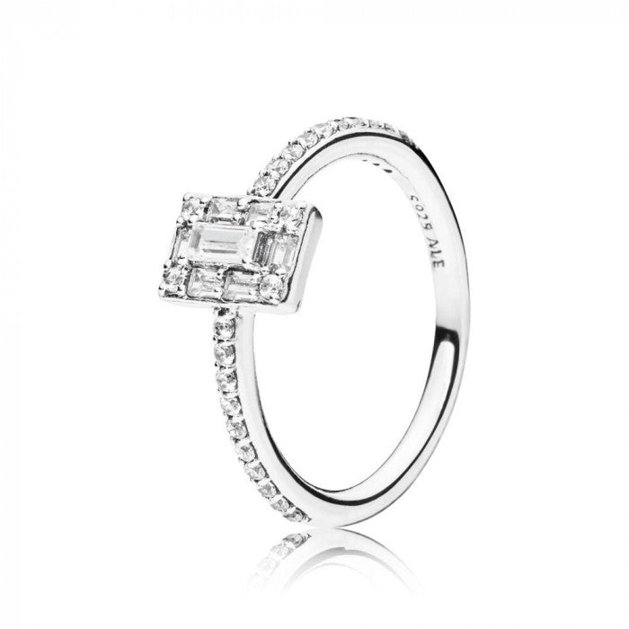 Anello ghiaccio splendente