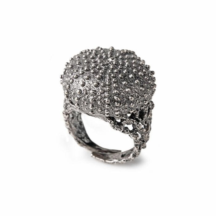 Nude Carousel Hedgehog Ring