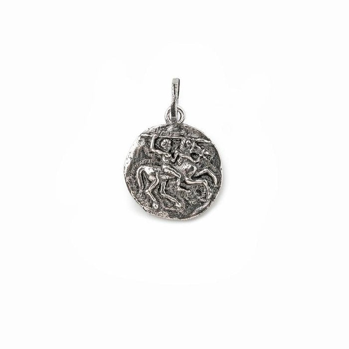 Charm pièce nue de Ghelas
