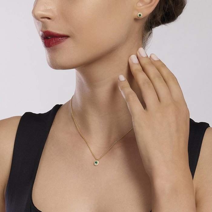 Boucles d'oreilles avec émeraudes synthétiques MILANESIENNE