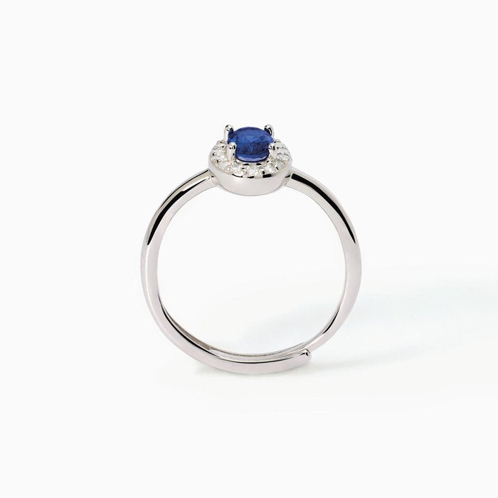 COOL OR RÉTRO oval synthetic sapphire ring?