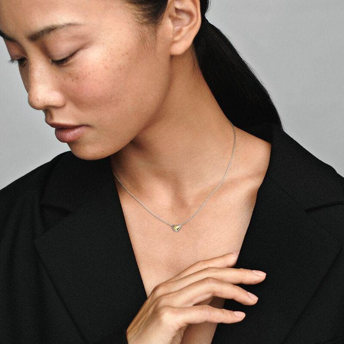 Collier con cuore dorato a cupola
