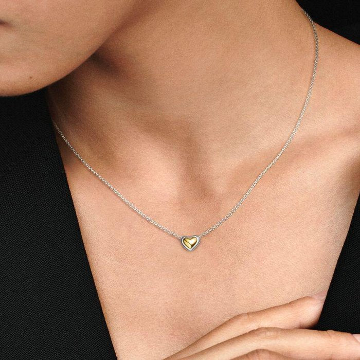 Collier con cuore dorato a cupola