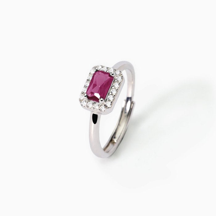 Bague en argent avec rubis synthétique et zircone COOL OU RÉTRO ?