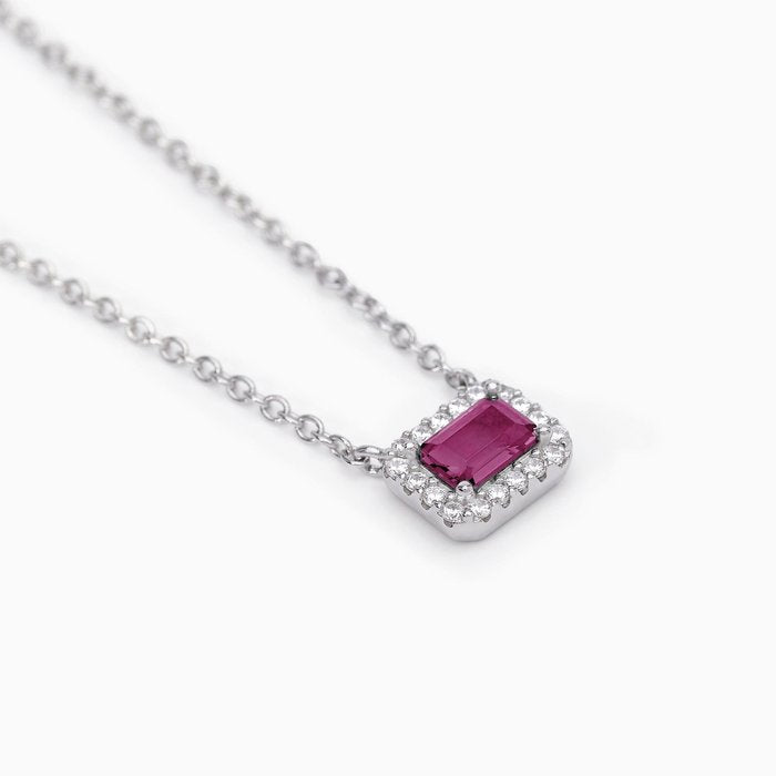 Collier ras du cou en argent avec rubis synthétique taille baguette COOL OU RÉTRO ?