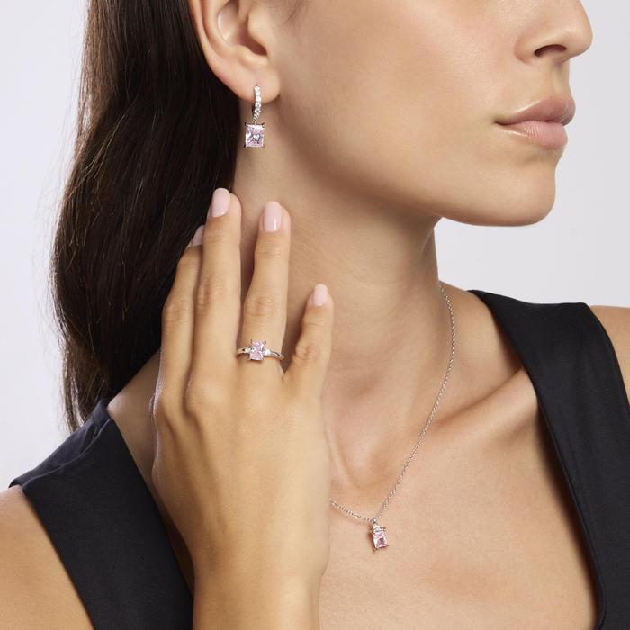 Boucles d'oreilles créoles en zircone rose taille princesse INFINITE DESIRE