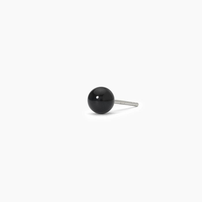 Silver earring with black agate MONOMANIA