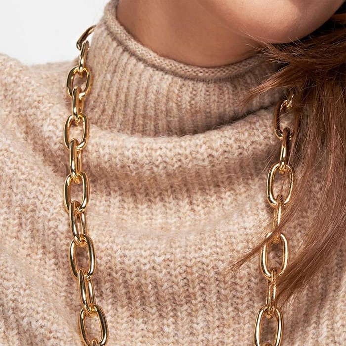 Collana catena lunga in bronzo dorato lucido
