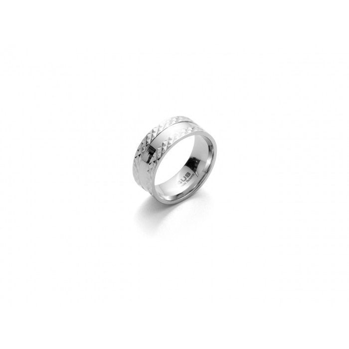 Bague en acier