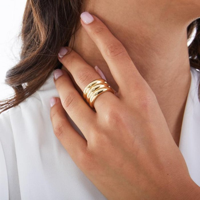 Anello in bronzo dorato