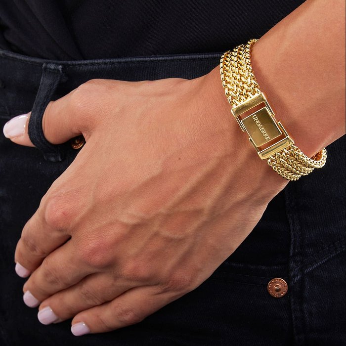 Bracciale in bronzo dorato