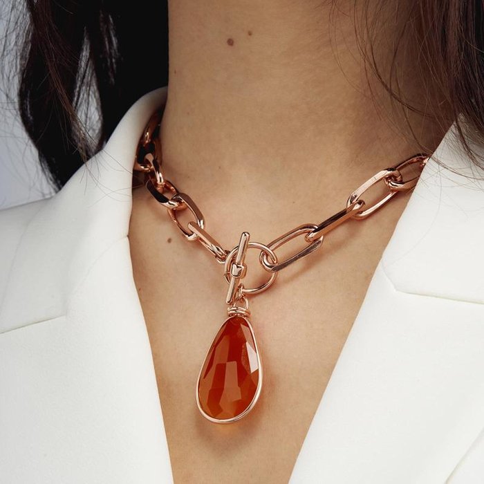 Collana di catena con cristallo ambra