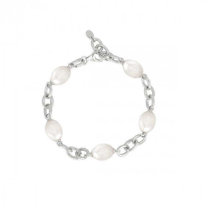 Deformed pearl chain bracelet