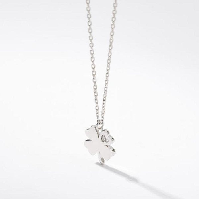 COLLIER TRÈFLE À FEUILLES DE TRÈFLE