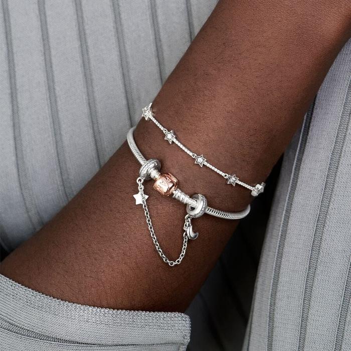 Bracelet Moments