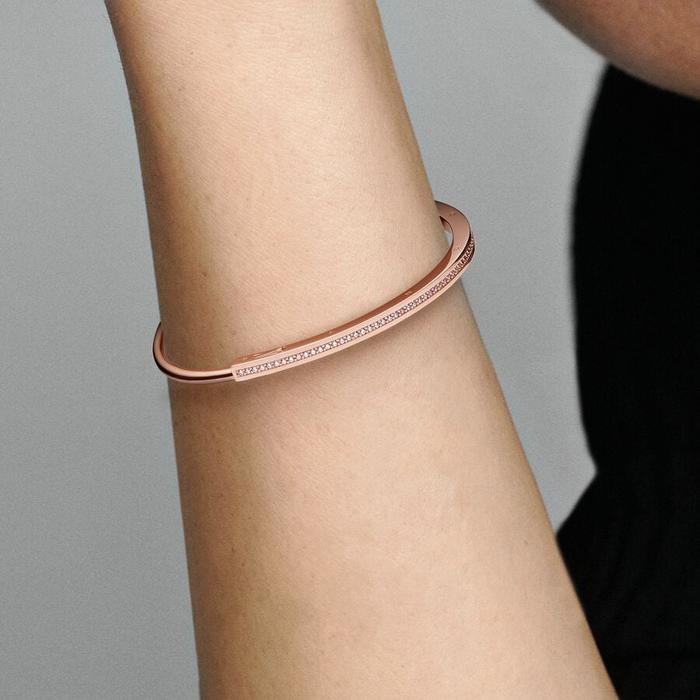 Bracciale Rigido Signature con Pavé