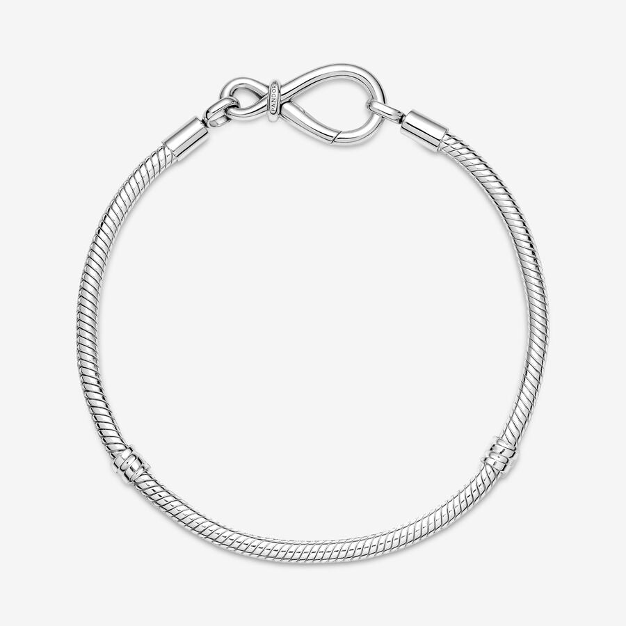 Bracciale con Chiusura a Nodo Infinito