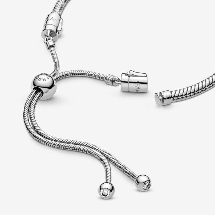 Bracciale Pandora Moments con maglia snake e chiusura regolabile