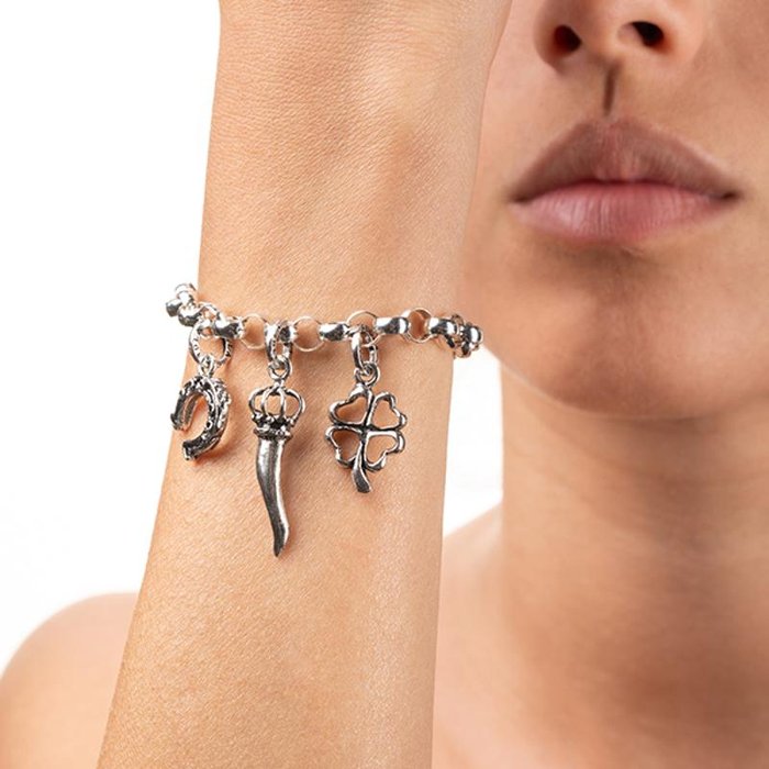 Charm Horn Nude