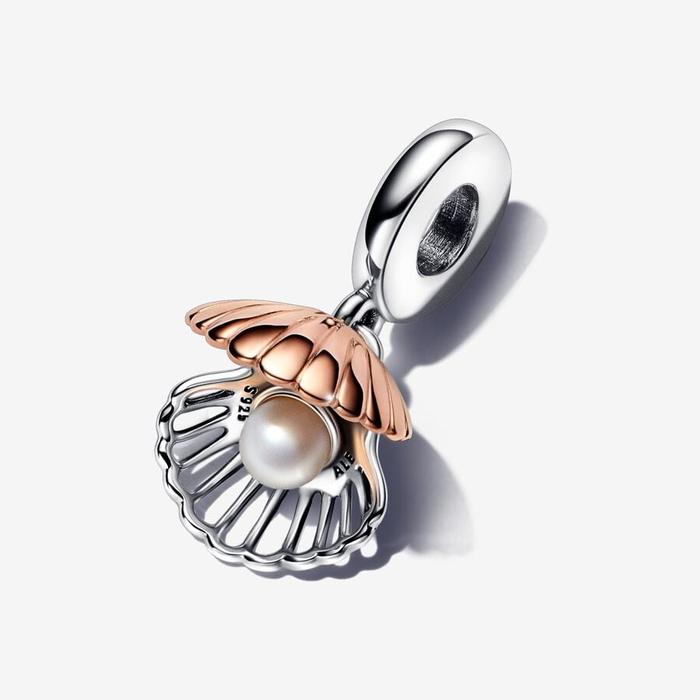 Club Charm 2023 – Shell with Freshwater Cultured Pearl