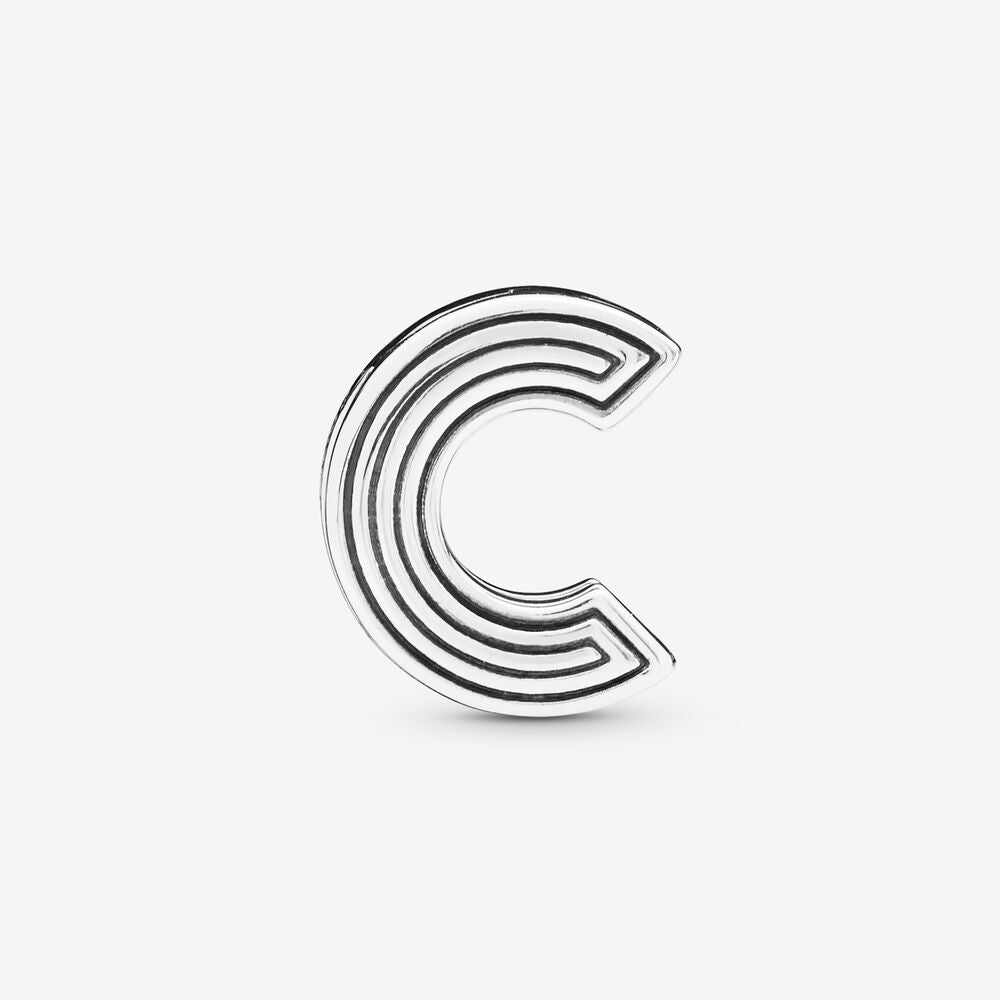 Charm reflexion lettera C