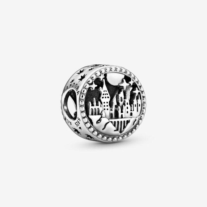 Charms Harry Potter, charm Scuola di Magia e Stregoneria di Hogwarts