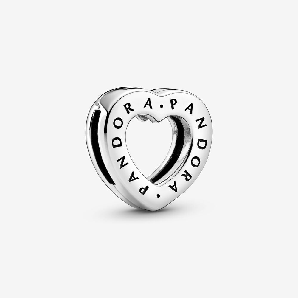 Charm Reflexions con cuore e logo Pandora