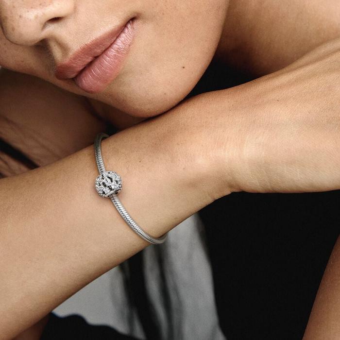 Charm Openwork Round Sparkling
