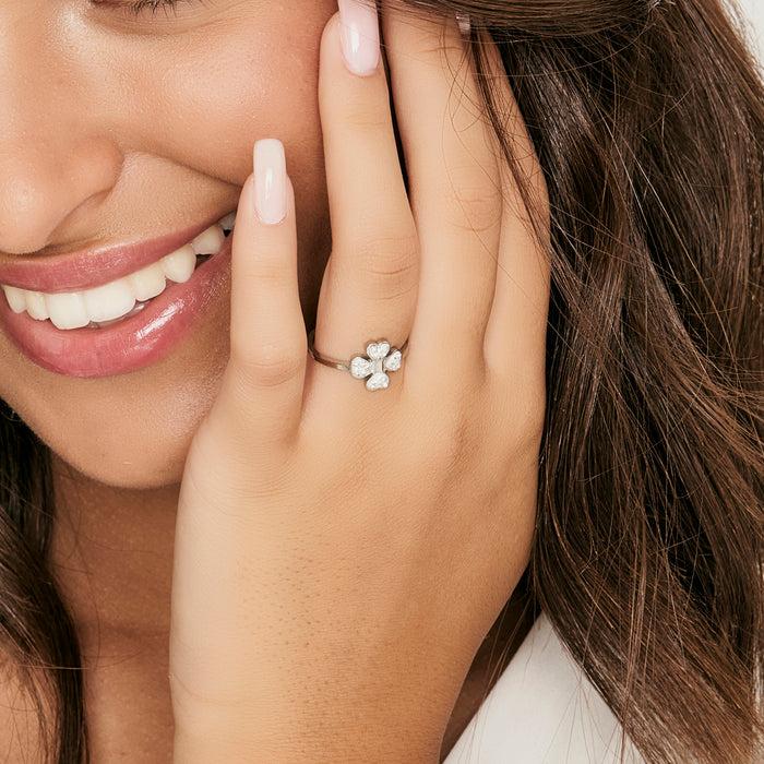 WOMEN'S STEEL RING WITH FOUR-LEAF CLOVER AND WHITE CRYSTALS SIZE: M