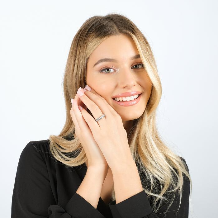 WOMEN'S RING IN STEEL WITH WHITE CRYSTALS